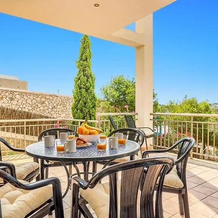 Villa Cala Nit By